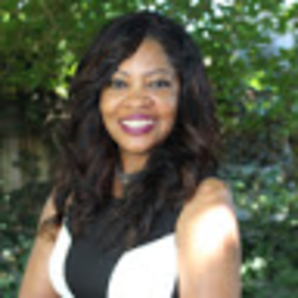 Meet your Posher, Monique